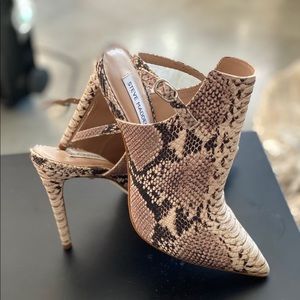 COPY - STEVE MADDEN WOMENS DAILY PUMP - BEIGE